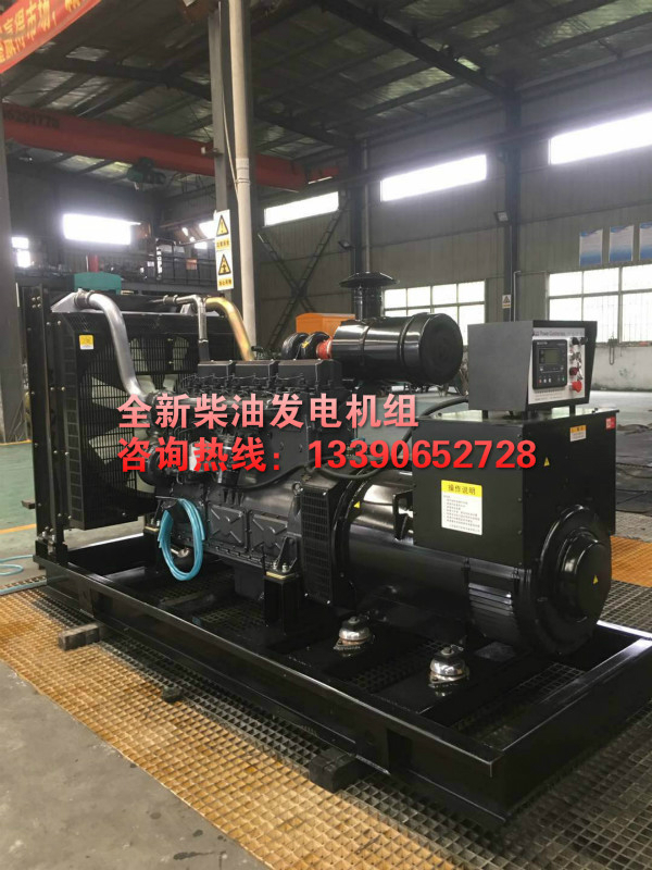 全新柴油發(fā)電機組照片